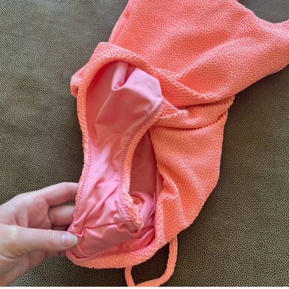 Positano One Piece in Neon melon scrunch - Picture 4 of 7